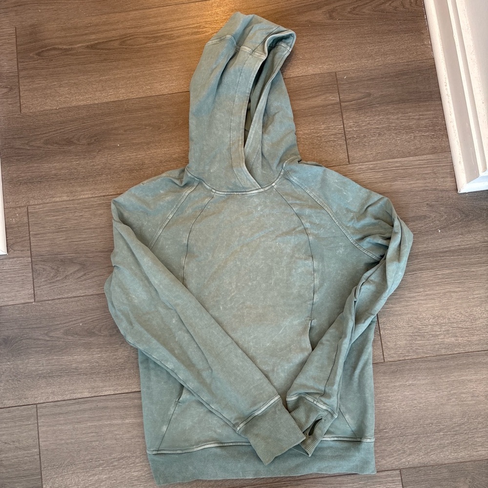 Green lululemon hoodie
